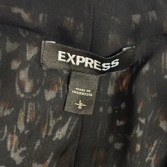 Express Large Black Wrap Blouse Metallic Animal Print Tie Waist - Picture 2 of 8